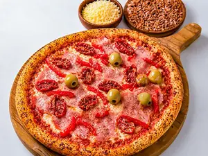 Pizza muzarella, t. confitados