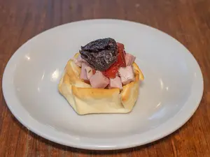 Canastita Panceta y Ciruela
