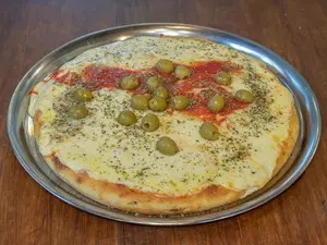 Pizza Muzarrella (8 porc)