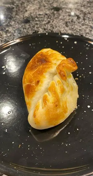 Empanada de roquefort y nuez