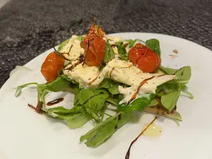 Faina y burrata