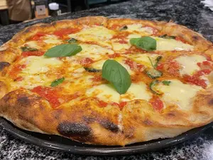 Pizza Margarita PIEDRA
