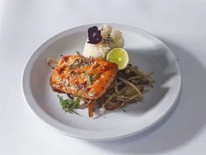 Salmón teriyaki