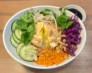 Ensalada thai