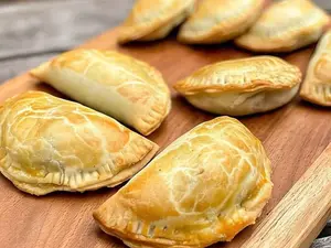 Kit 4 empanadas.