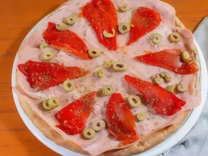 Promo 2 pizzas especiales 8 porciones.