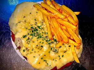 Milanesa 4 quesos m comen 2