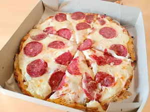Pizza Calabresa