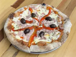 Pizza De Provoleta De Bufala