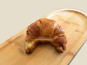 Medialuna de Jamón y Queso