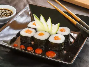 Makis de salmón