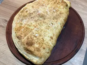Calzone napolitano