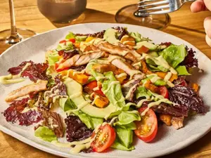 Ensalada Con Salmón