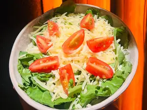 Ensalada De Rúcula Y Parm